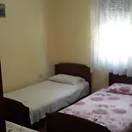 Hector - * Durrës